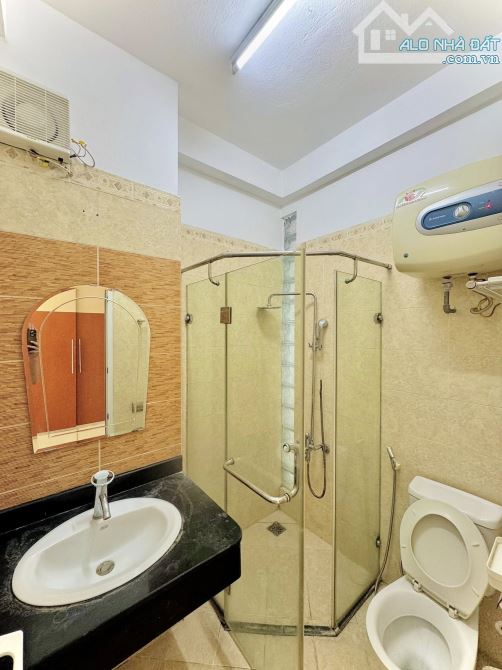 NÓNG HỔI: Nguyễn Thái Học 41m2, sát phố, mặt ngõ KD, dân xây, ô tô, gần Văn Miếu - 6