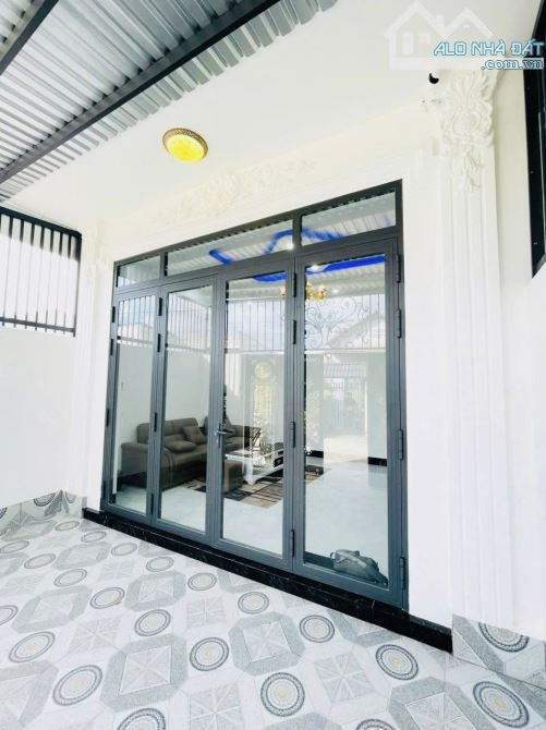 Căn nhà mới sửa lại đẹp, kẹt vốn cần bán gấp giá 840 triệu, 90m2 vuông đẹp - 6
