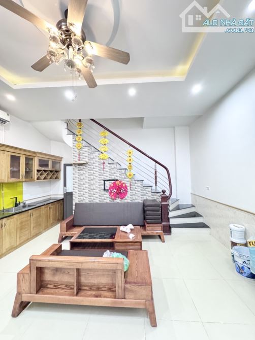 ĐÀM QUANG TRUNG _ 4 Tầng _NGÕ THÔNG - Ô TÔ - KINH DOANH - NHÀ ĐẸP Ở LUÔN - VÀI BƯỚC RA PHỐ - 6