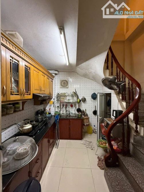 BÁN NHÀ PHÂN LÔ NGÕ 286 ĐƯỜNG LÁNG – ĐỐNG ĐA. 48,5M2 – 5 TẦNG – GIÁ 10,2 TỶ - 7