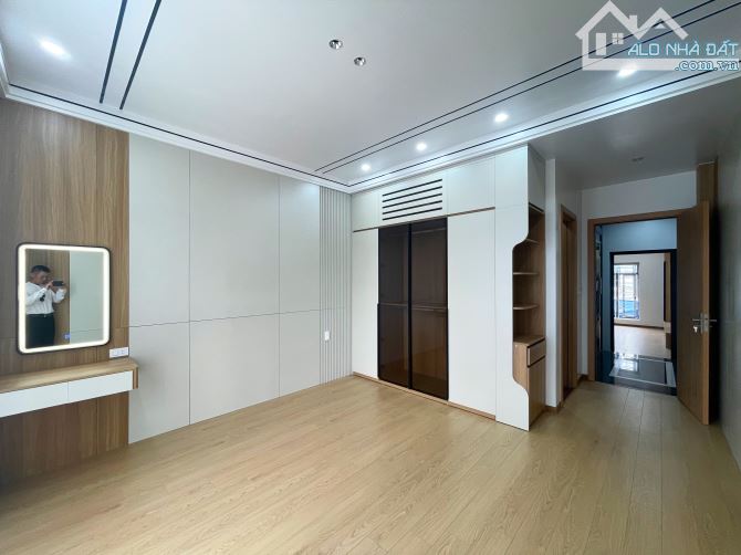 Nhà 5 tầng thang máy tuyến 2 Lê Hồng Phong - 60m2 - Nội thất cao cấp - 7