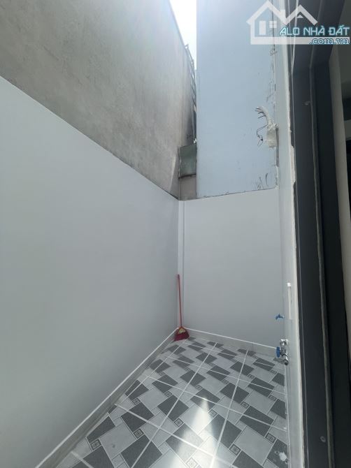 NHÀ 2TẦNG MỚI ĐƯỜNG NG THỊ SÁU HÓC MÔN - HẺM OTO GIĂ 3TY9 - 7