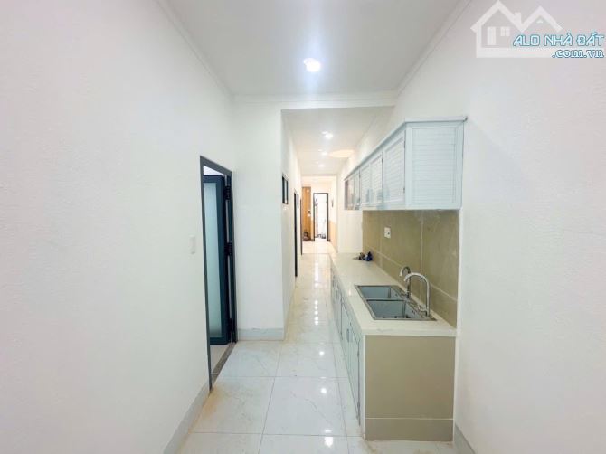 BÁN NHÀ CẤP 4 (DT: 93M2 - 5M) SỔ RIÊNG THỔ CƯ 100% P. BỬU HOÀ - 7