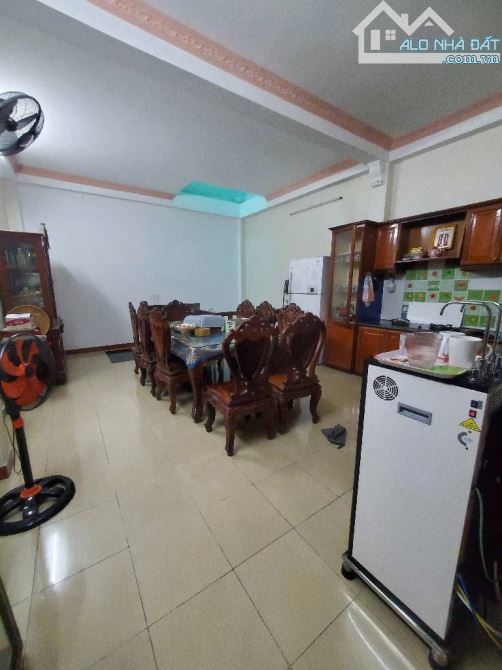 PHAN HUY ÍCH - ĐƯỜNG NHỰA 10M THÔNG - GẦN CHỢ - VỪA Ở VỪA KD - 84M2 - 4 TẦNG - NHỈNH 10 TỶ - 7