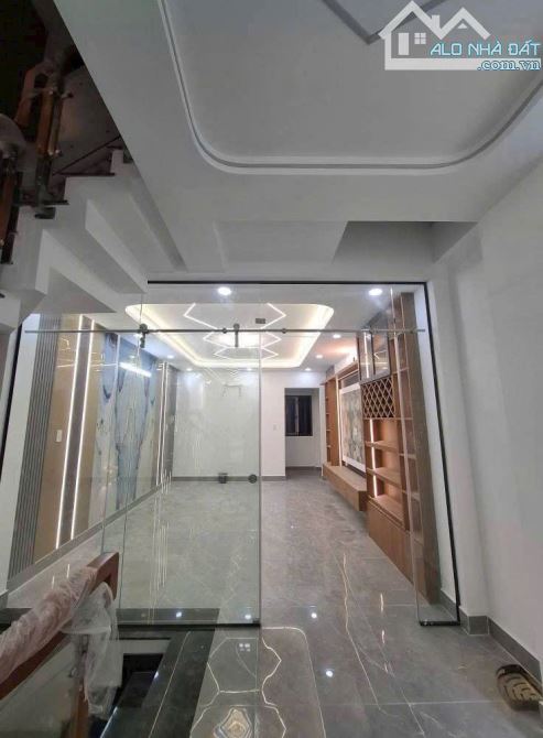 SIÊU PHẨM 5 TẦNG LÊ VĂN QUỚI- HẺM 6M XE HƠI - 80M2- SỔ RIÊNG - GIÁ CHỈ 7.5 TỶ - 7