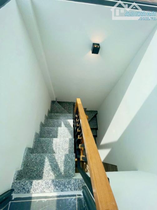 CÁCH MẶT TIỀN BẾN VÂN ĐỒN 30M XE HƠI  NGANG 4 DIỆN TÍCH SD 53M2 CÓ 2 TỶ HƠN - 7