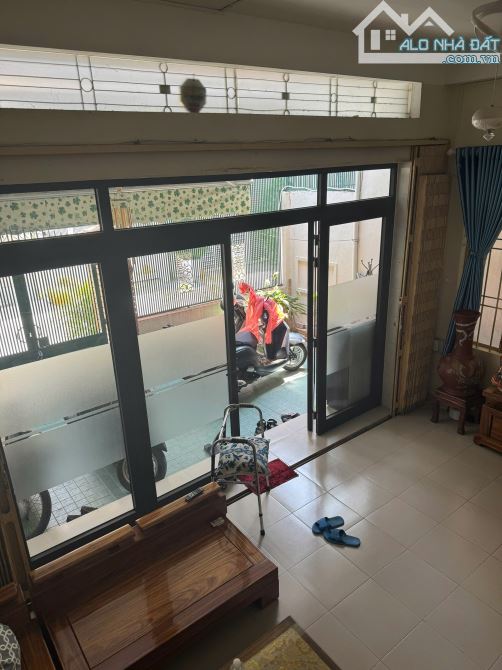 Bán nhà hẻm 6m P Phước Hải , 116m2 ngang 6m , 1 lầu giá 7.5 tỷ - 8