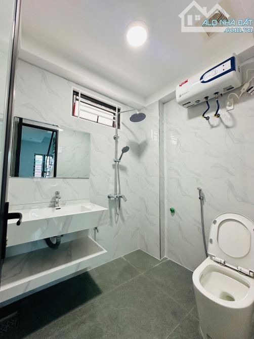 🏠Nhà 3 tầng xây mới ở tổ 7, trung tâm quận An Dương, HP 💸💸Zá chỉ: 2tỷ250 (có thoả thuận - 8