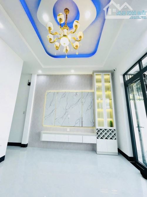 Căn nhà mới sửa lại đẹp, kẹt vốn cần bán gấp giá 840 triệu, 90m2 vuông đẹp - 8