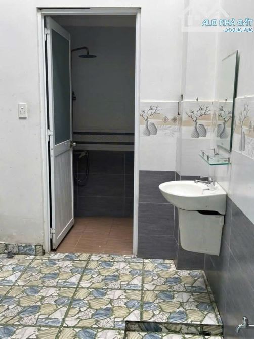 SỐC ! Bán nhà đang cho thuê ở Trương Thị Hoa Quận 12 4x16 ( 72m2 ) 1 tỷ 3 Sổ riêng - 8