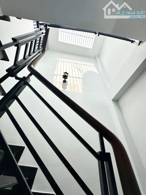 MẶT TIỀN KINH DOANH VIP-BÌNH TÂN GIÁP TÂN PHÚ-56M2-4 TẦNG ĐẸP-MỞ KD NGAY-CHỈ 5 TỶ++ - 8