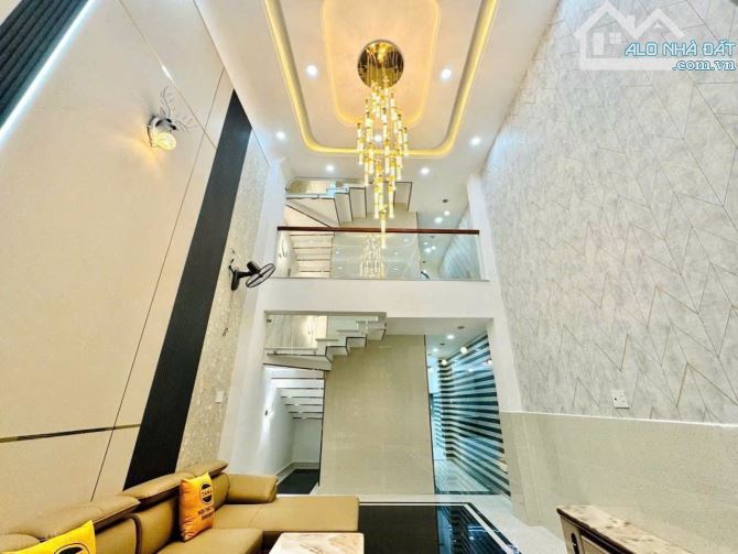 Bán nhà hẻm 5m đường Phan Huy Ích, P.12, 4 x 16, 5 tầng có thang máy giá 7.75 tỷ tl - 9