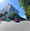 Bán nhà mặt tiền gần chợ Bến Thành, Quận 1, (5.3x20m), 5 tầng, cho thuê 5000$, giá 45 tỷ.