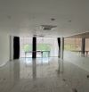 Bán Toà Văn Phòng Quận Cầu Giấy 135m2, 10 tầng thông sàn, mt 8m - Giá chào 90 tỷ