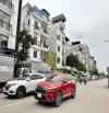 Bán nhà mặt phố Trung tâm Thạch Bàn, 2 mặt tiền vỉa hè đường 25m, Dt 60m2 mt 4m
