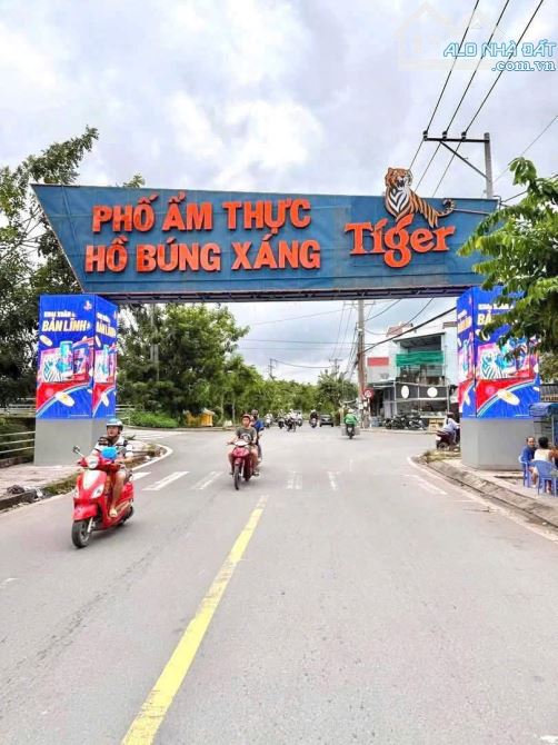 Chủ gửi. Nền mặt tiền, Hồ Bún Xáng, Ninh Kiều, TP. Cần Thơ.