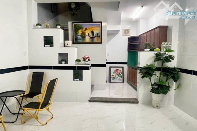 Bán nhà Thích Quảng Đức Phú Nhuận, Phường 5, 4x6m 4 Tầng 3 phòng ngủ - Giá 4.7 tỷ TL