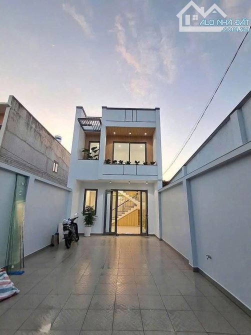 🏛️ NHÀ 1 TRỆT 1 LẦU – SANG TRỌNG & TINH TẾ TRONG TỪNG CHI TIẾT