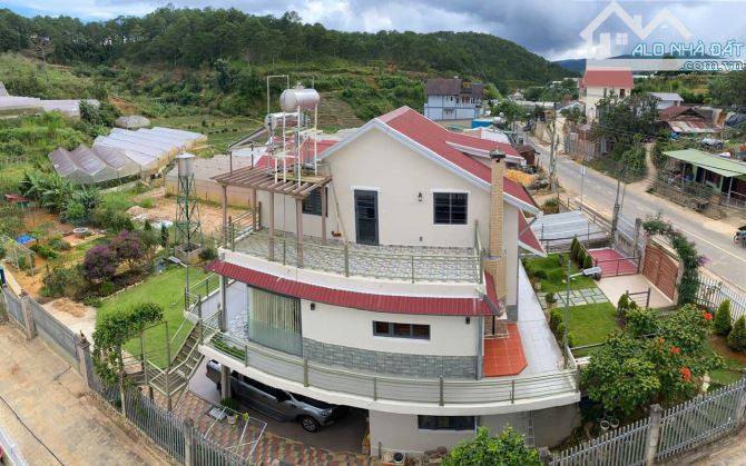 Cần bán nhanh Villa/ Biệt Thự Nhà Mặt Tiền, đường Triệu Việt Vương, P.04, Đà Lạt