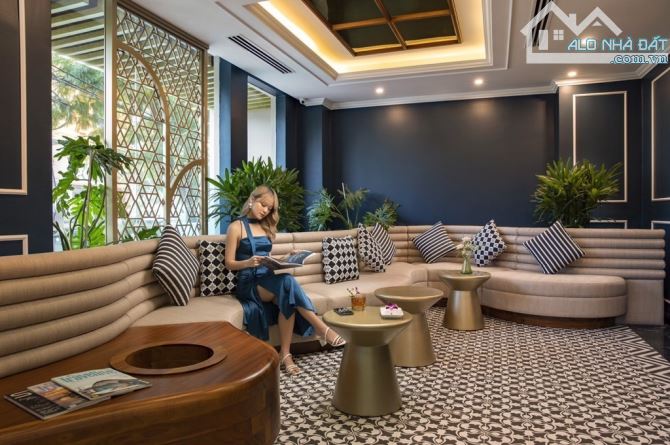 BÁN TOÀ KHÁCH SẠN 250M2_ĐƯỜNG TRẦN BẠCH ĐẰNG_12TẦNG_DOANH THU 2.5TỶ/TH