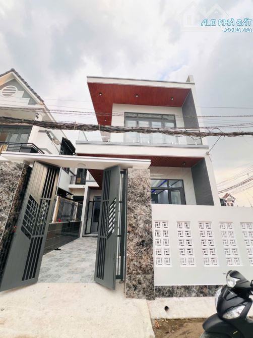 Biệt Thự Mini Sổ Riêng Thổ Cư 150m2 GIÁ CHỈ HƠN 2 TỶ XÍU ngay Đồng Khởi