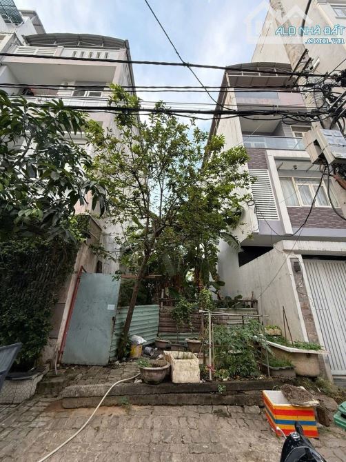 nhĩnh 12 tỷ sở hữu lô đất duy nhất 100m2 ngang 5m  tại Nguyễn Xuân Khoát , Sơn Trà , ĐN