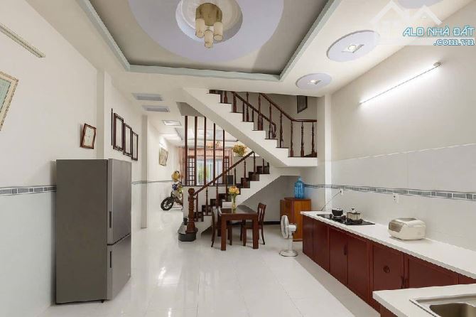 Nhà 2 Tầng 67m2, Nguyễn Thị Minh Khai, Dĩ An, Bình Dương giá 3,55 Tỷ