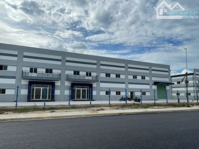 Cho Thuê 40.000m2 Nhà Xưởng Trong KCN TP Mới Bình Dương HCM