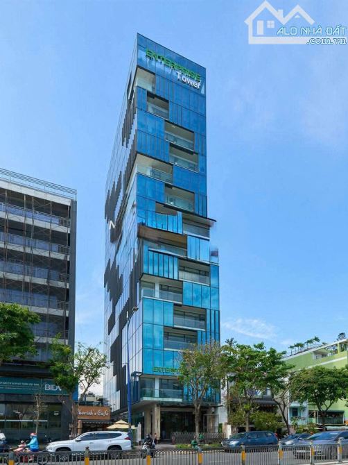 Tòa nhà 290 Bến Vân Đồn, Quận 4 Xây 2 Hầm 15 tầng View Sông Bến Nghé 690 tỷ