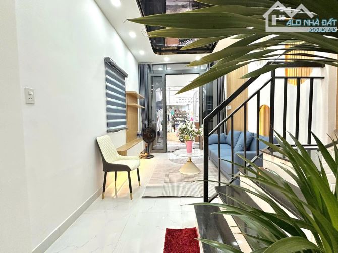 Nhà mới & đẹp Nguyễn Đình Chiểu_ P3, Phú Nhuận. DT 47m2. 3 tầng A4. 3.1m x 16m. Giá 6.5 tỷ