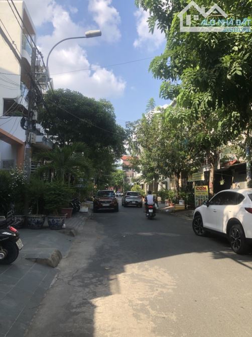bán nhà căn hộ dịch vụ-10 phòng- thu nhập 50tr/tháng-5 tầng-tây thạnh-tân phú