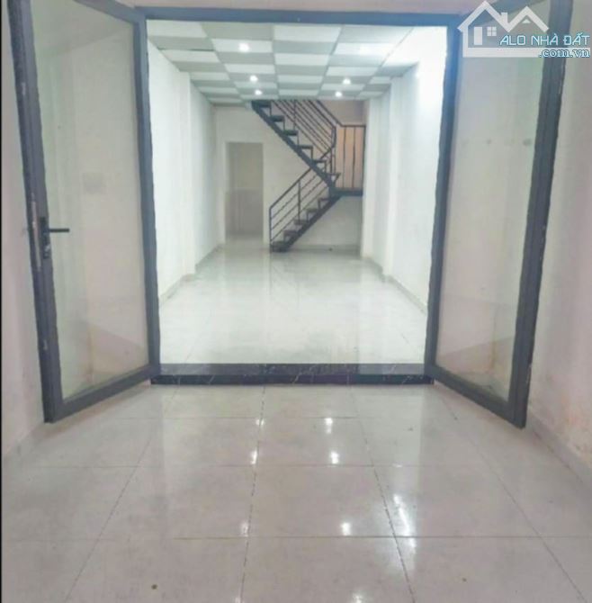 Bán nhà HXH Âu Dương Lân Q.8 - 55 M2 - 3 tầng - 5.3 Tỷ
