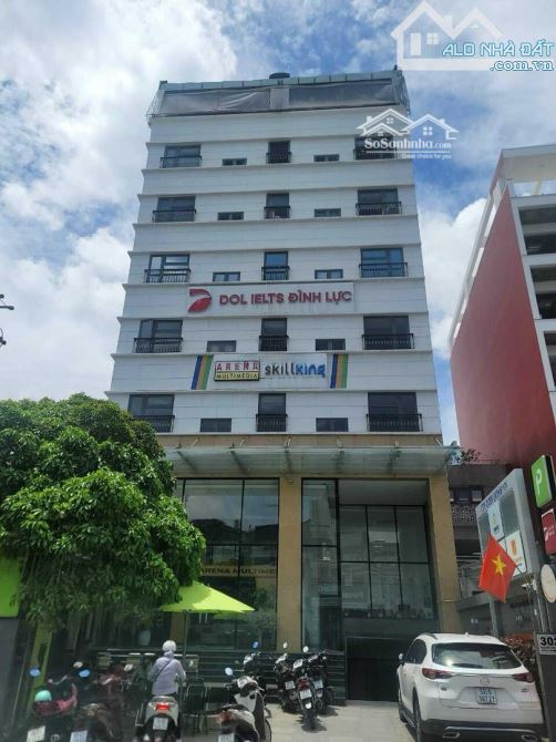 Bán nhà MT Thành Thái Quận 10 DT:4.2x30m 3 lầu giá chỉ 38 tỷ công nhận 138m2
