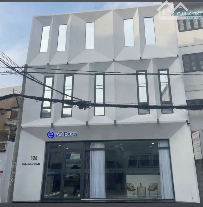 DT: 9x8.8m , giá đầu tư 21 tỉ , ngay Tô Hiến Thành- Hồ Bá Kiện- Quận 10.