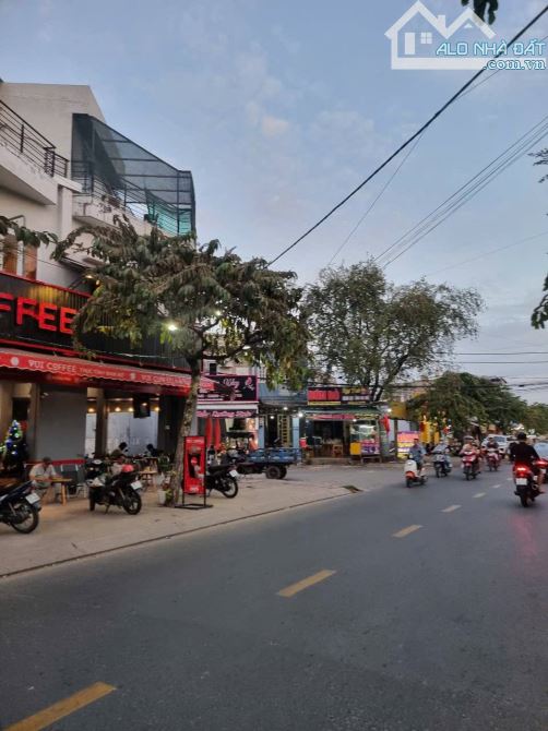 Mặt tiền Song Hành, Trung Chánh, Hóc Môn, 10x20m đang cho thuê 23 Triệu/th