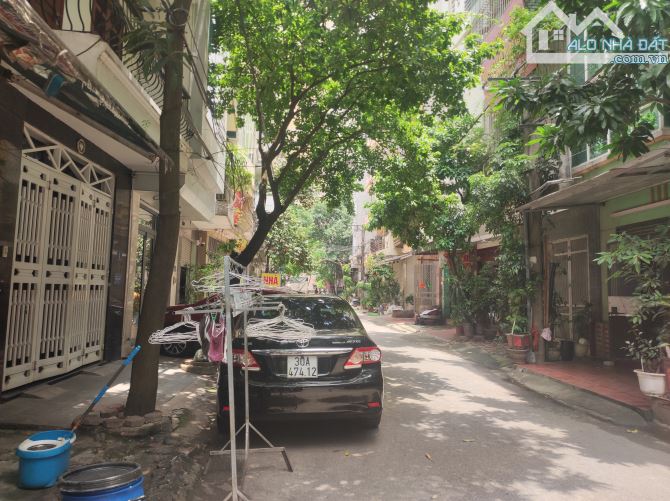 Bán gấp! Nguyễn Văn Lộc, Mỗ Lao, DT 50m2, MT 5m, ô tô tránh, nhỉnh 12 tỷ