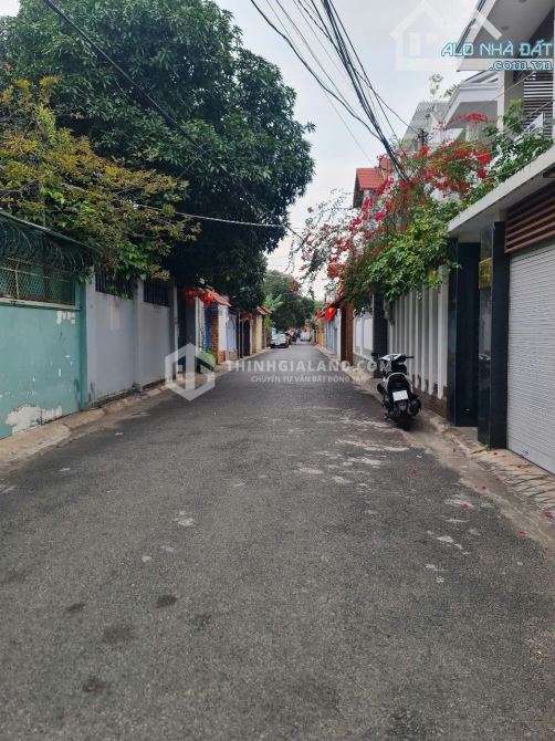 BÁN NHÀ ĐẸP NHƯ BIỆT THỰ MINI 107m2 HƯỚNG ĐÔNG NAM KHU NỘI BỘ ĐƯỜNG NGUYỄN HỚI. GIÁ 11 TỶ.