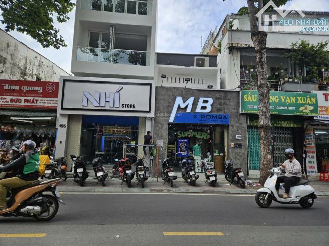 Bán nhà  Mặt Tiền Trần Quang Khải Q1 - NH 9,1m*30m - -GPXD : Hầm 8Tầng