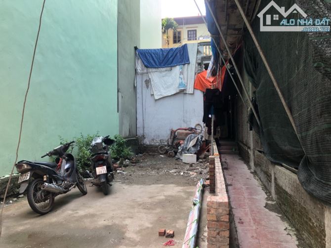 Bán đất Phú Thượng, oto đỗ trong đất, lô góc, nở hậu, 40m2, 8 tỷ