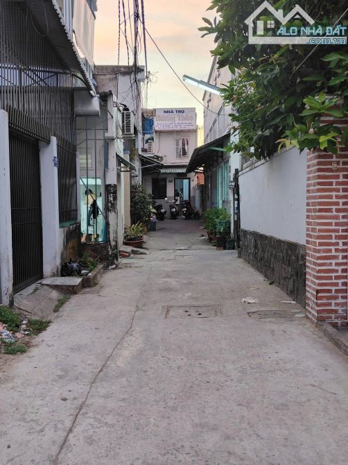 Nhà Mới Đẹp 1 Sẹc Nguyễn Thị Tiểu – 98m² Sổ Riêng, Giá Chỉ 920 Triệu
