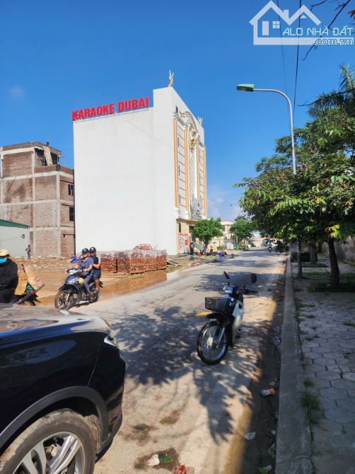 Cần bán lô đất lãm làng. P.Vân Dương, BN.DT 80m, MT5m, Hướng ĐB, Giá 4.15tỷ