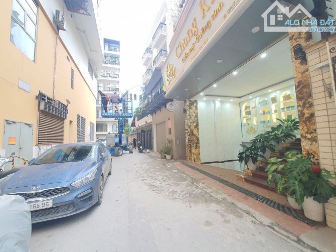 Siêu Hiếm– 2 Mặt ngõ CONTAINER đỗ cửa– View HỒ TÂY– Sd 160m2- Mặt tiền 6.5m– Gía 40 Tỷ