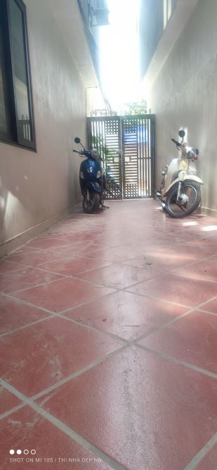 Nhà đẹp Ngọc Trục 5 tầng full đồ 6.6 tỷ