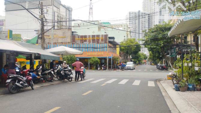 Nhất Phẩm 💥 MT Đường 36 -Bình Phú 1, F.10, Quận 6 (4x20m) 2 tầng chỉ 11 tỷ