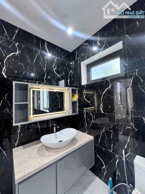 BÁN NHÀ GÓC 2 MẶT TIỀN ĐƯỜNG SƠN THUỶ 8 KHUÊ MỸ NGŨ HÀNH SƠN