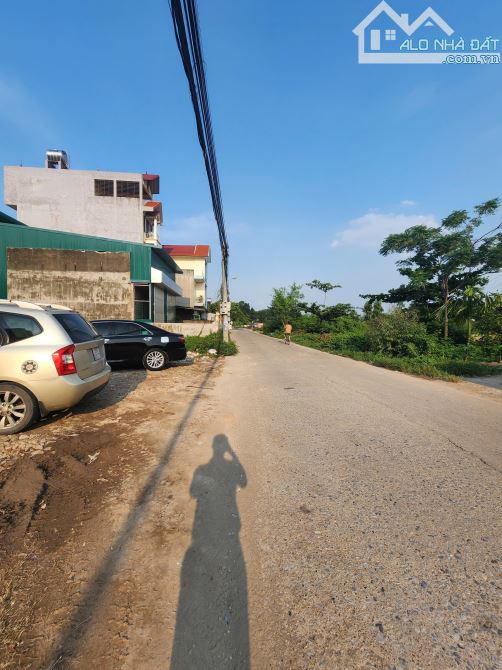 Bán đất trục chính Hai Vân. P Vân dương dt 200m2 mt 8m hướng ĐN . Giá 12tỷ