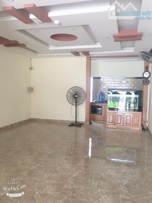 Bán nhà 2 Tầng mặt tiền Trần Cao Vân - vị trí kinh doanh sầm uất - giá rẻ chỉ 10.5 Tỷ