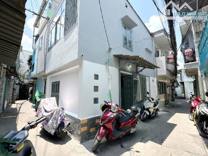 Nhà góc mới 2 tầng hẻm thẳng Nguyễn Duy P9 Q8. Giá 2.88 tỷ TL