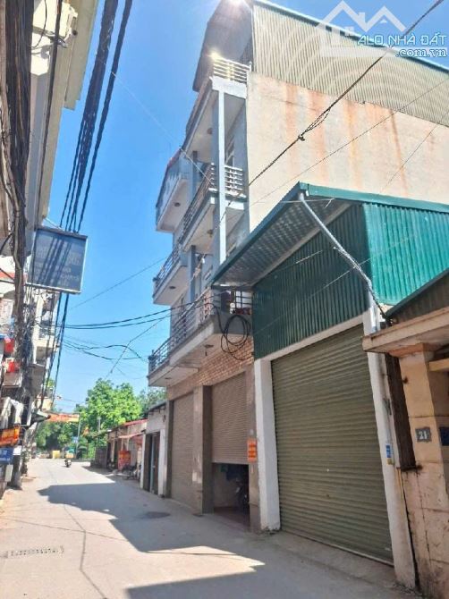 BÁN ĐẤT TẶNG NHÀ 2 TẦNG TẠI YÊN LÔ - YÊN NGHĨA HÀ ĐÔNG DT842. NHỈNH 12 TỶ