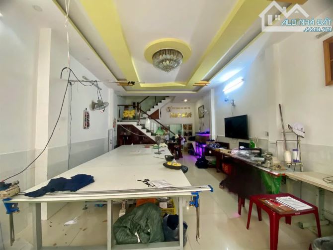 Hẻm 6m Tân Quý, 70m2, 5x14, 3 tầng, Kế AEON Tân Phú, Chỉ 9.5 tỷ TL